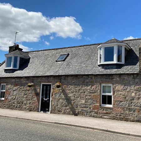 Islas Cottage, A Home In The Heart Of Speyside 더프타운 외부 사진
